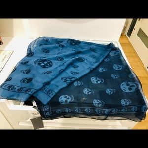 BRAND NEW Alexander McQueen Silk Skull Scarf